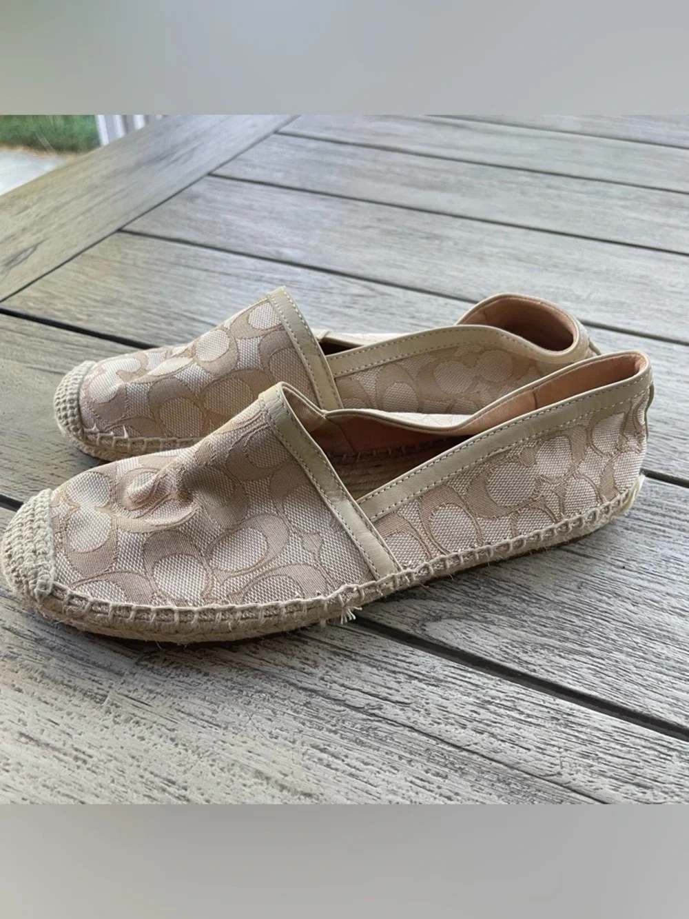 Coach Casey Tan Gold Signature Jacquard Alpargatas Espadrille Flats Size 7